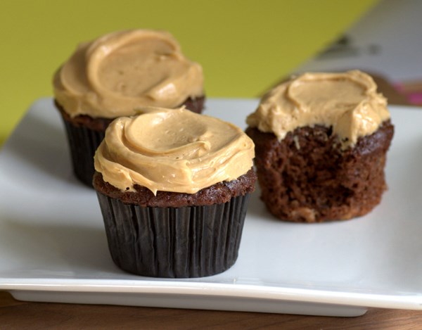 Eggless chocolate banana cupcakes with peanut butter frosting