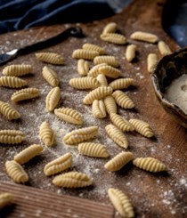 Eggless pasta dough (using tipo 00 flour)