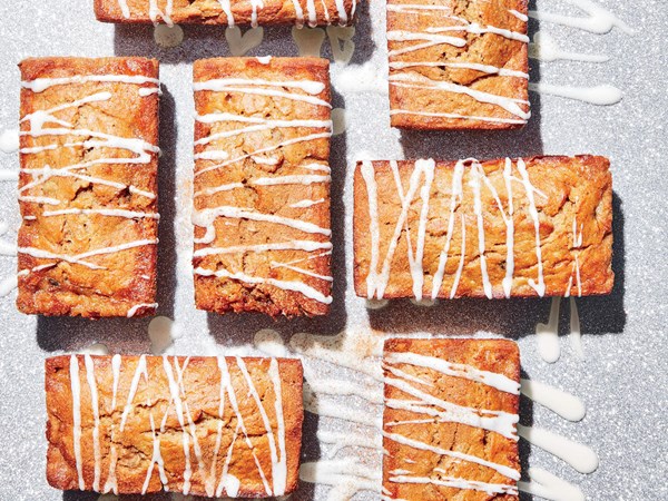 Eggnog banana bread