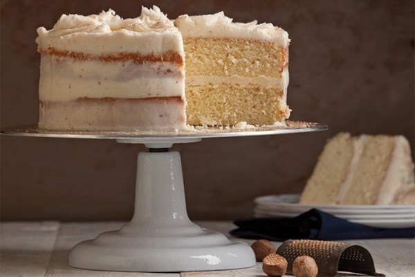 Eggnog bourbon cake