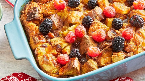 Eggnog bread pudding 