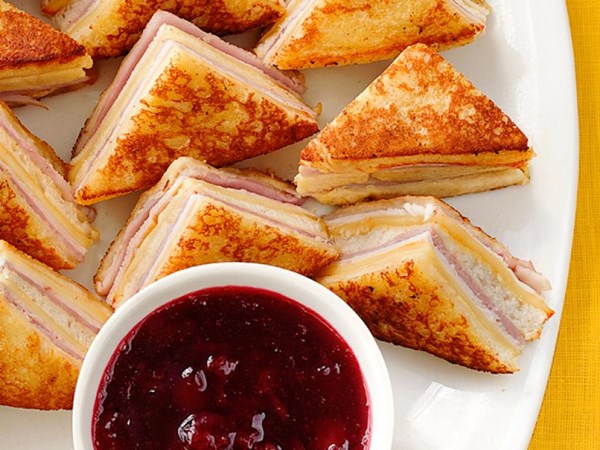 Eggnog Monte Cristos 