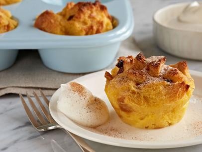Eggnog-panettone bread pudding