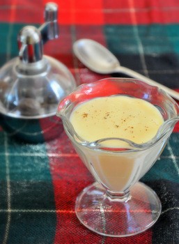 Eggnog pudding