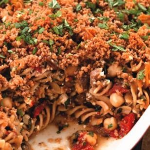 Eggplant & chickpea baked pasta