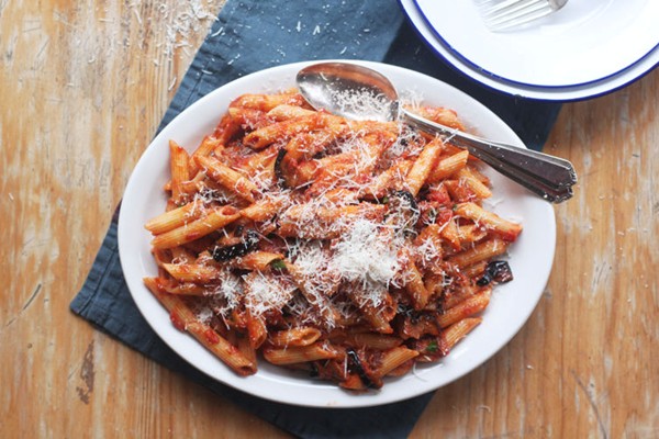Eggplant and tomato pasta (Pasta alla Norma)