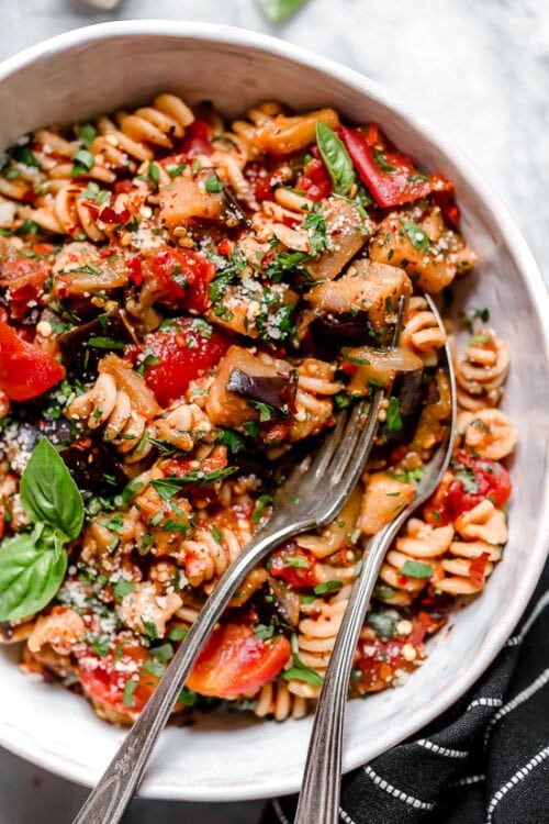 Eggplant and tomato sauce