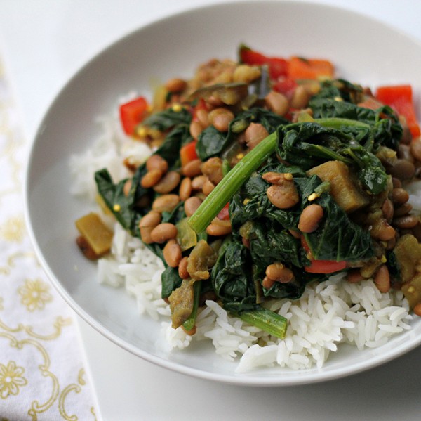 Eggplant, red pepper and spinach curry