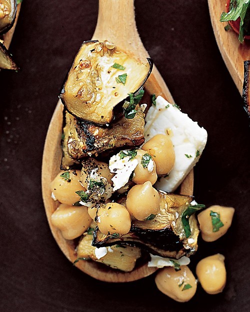 Eggplant salad with chickpeas and feta