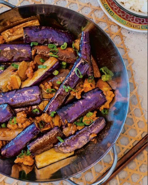 Eggplant with pork (Qiezi zhurou)