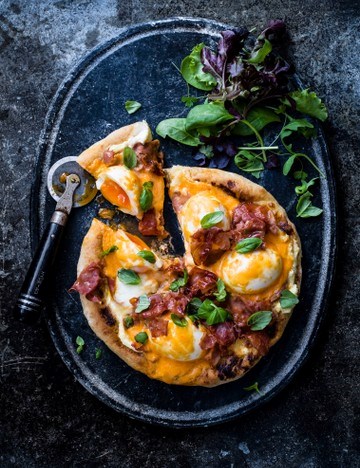 Eggs Benedict pizza with Buffalo Hollandaise