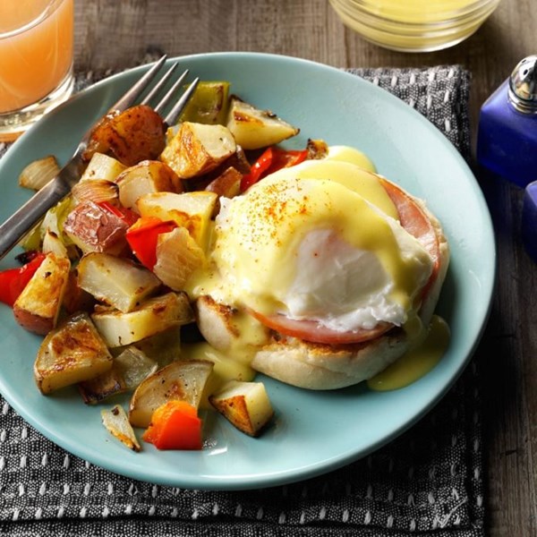 Eggs Benedict with homemade Hollandaise
