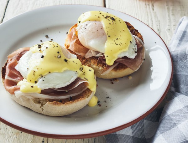 Eggs Benny