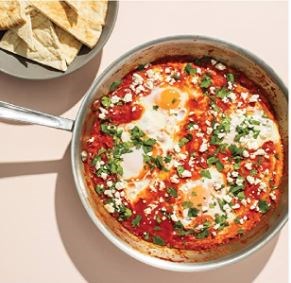 Eggs in spicy tomato and red pepper sauce (Shakshuka)