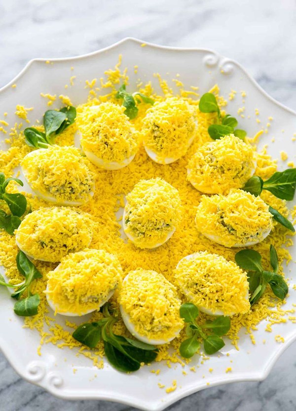 Eggs mimosa with artichoke tapenade
