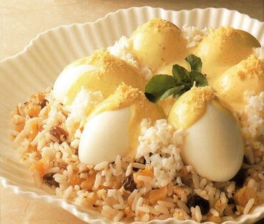 Eggs mimosa with curry mayonnaise