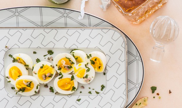 Eggs with pickled shallot and parsley