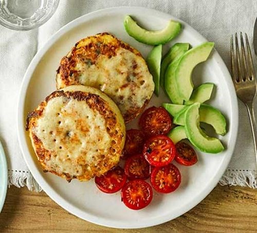 Eggy cheese crumpets