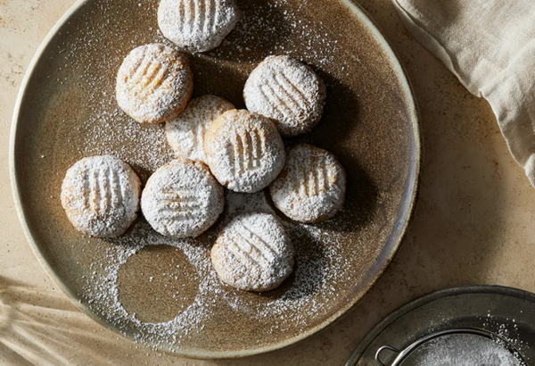 Egyptian celebration cookies (Kahk)