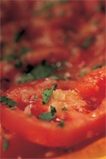 Egyptian tomato salad