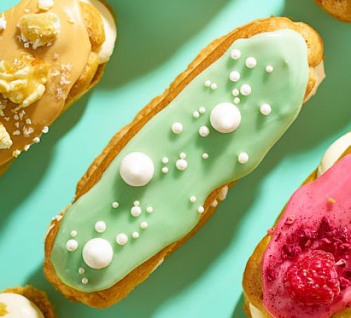 Elderflower & meringue runway eclairs 