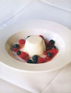 Elderflower and buttermilk pudding with summer fruits