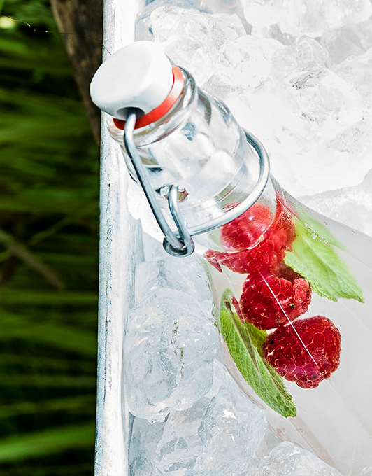Elderflower and raspberry mocktail bottles
