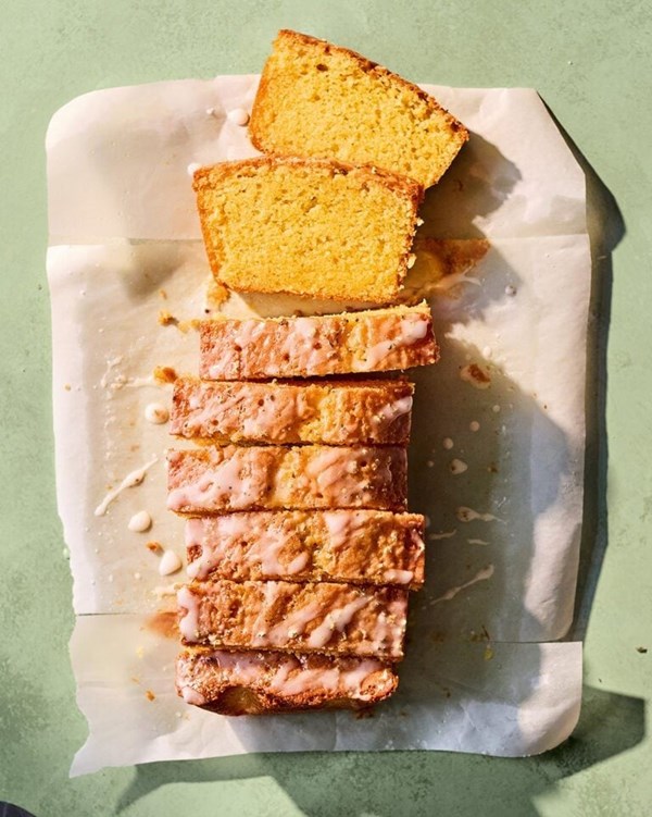 Elderflower drizzle cake