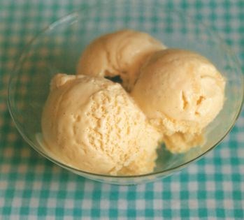 Elderflower ice cream