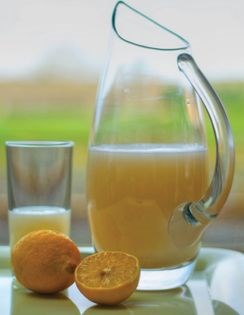 Elderflower lemonade