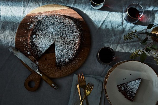 Elizabeth David's chocolate cake