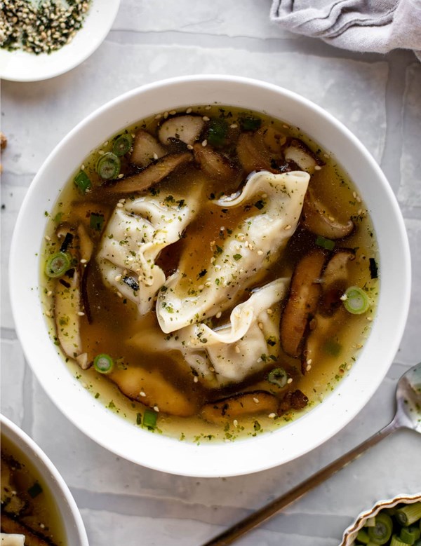 Embarrassingly easy potsticker soup