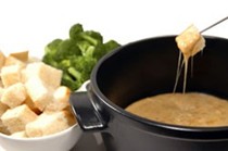 Emmentaler fondue with caramelized shallots