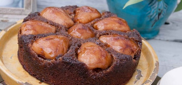 Emmy's pear and fresh ginger cake