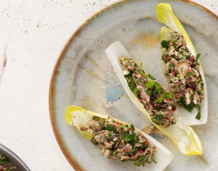 Endive sardine boats