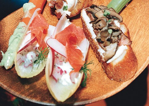 Endive spears with smoked salmon, horseradish cream, and dill