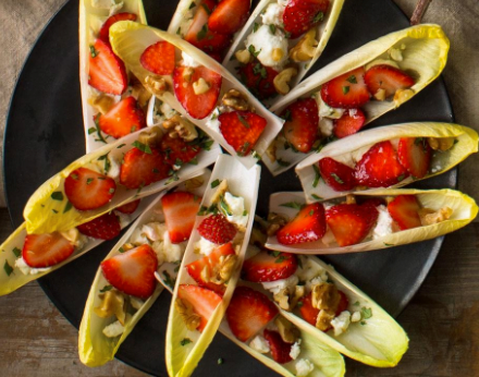 Endive with goat cheese, strawberries & walnuts