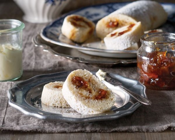 English breakfast orange marmalade roly poly