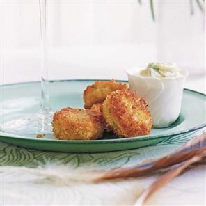 English crabcakes with tarragon mayonnaise