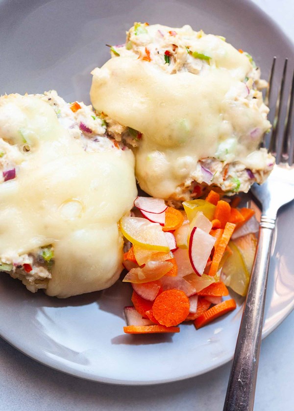 English muffin tuna melts