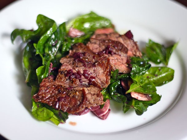 Eric Ripert's seared skirt steak and spinach salad with red wine-shallot vinaigrette