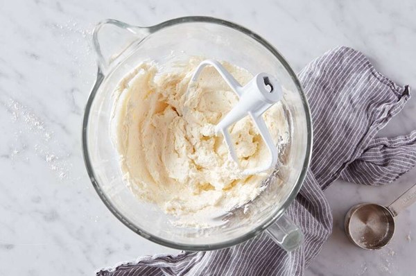 Ermine icing (cooked flour frosting)