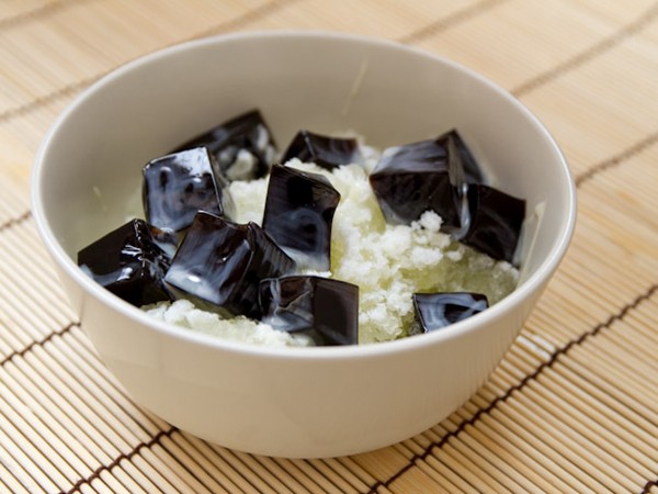 Ersatz calamansi lime shaved ice with grass jelly