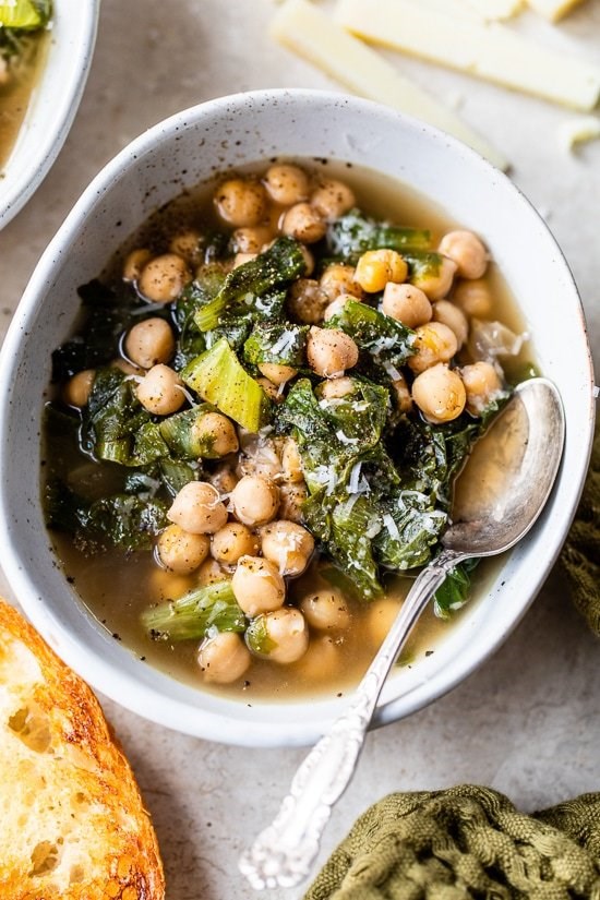 Escarole and chickpea soup with garlic toast