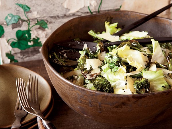 Escarole-and-roasted-broccoli salad with anchovy dressing