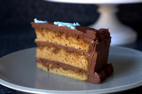Espresso chiffon cake with fudge frosting