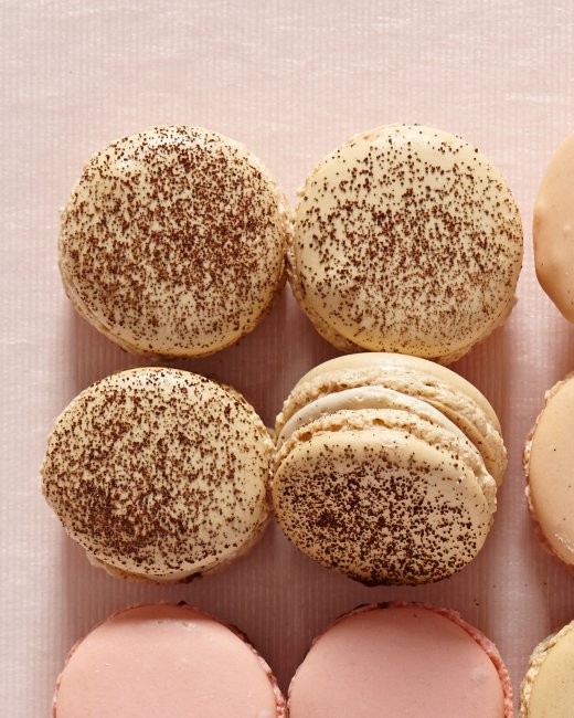 Espresso macarons 