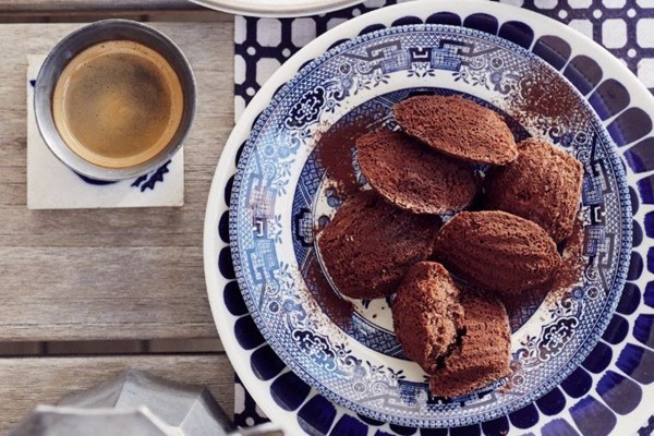 Espresso madeleines