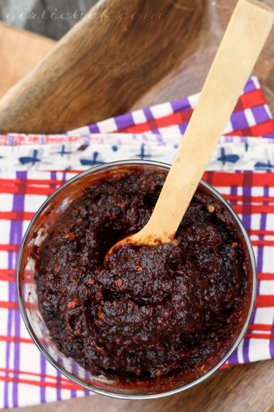 Essential sweet-n-smoky chipotle paste