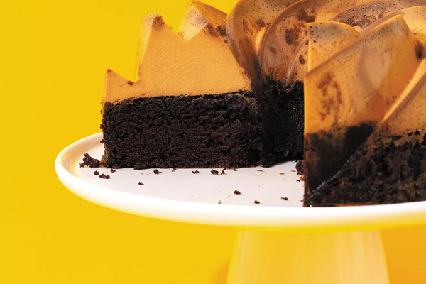 Esteban Castillo's dulce de leche chocoflan cake